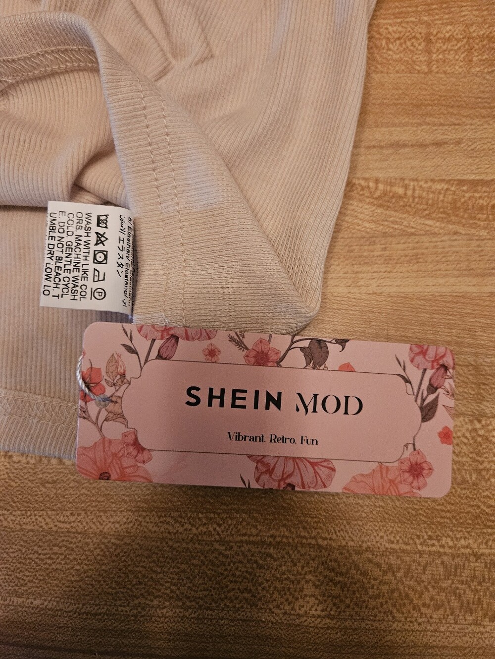 SHEIN MOD Beige Ribbed Lace Trim Crop Cami Top 1XL - Picture 5 of 6